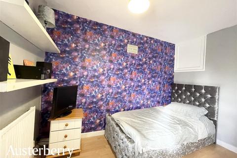 363 Beverley Drive, Stoke-on-trent, ST2 0PW