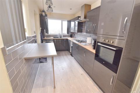 3 bedroom end of terrace house for sale, Highfield Close, Leeds, West Yorkshire