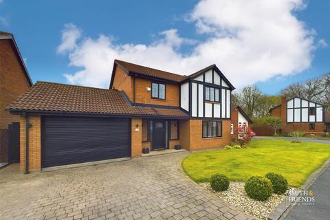 4 bedroom detached house to rent, Beadnell Close, Ingleby Barwick, Stockton-On-Tees