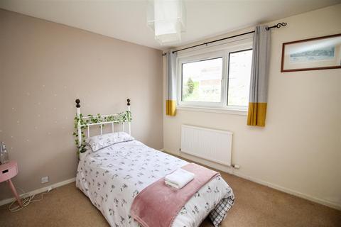 3 bedroom flat for sale, Mclaren Court, Hawick
