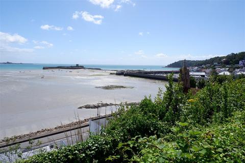 Detached house for sale, Situated In The Picturesque Town Of St Aubin