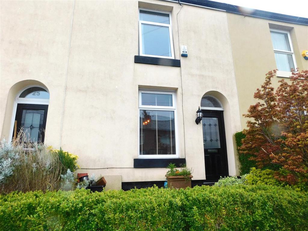 Nelson Street, Heywood 2 bed terraced house £160,000