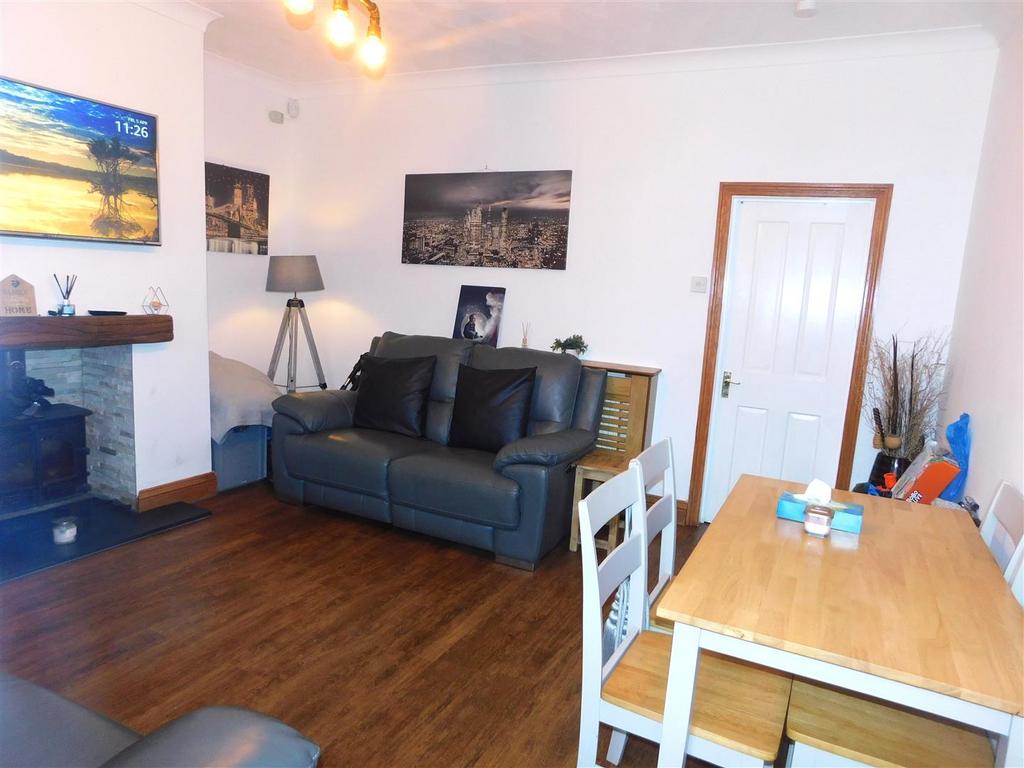 Nelson Street, Heywood 2 bed terraced house £160,000