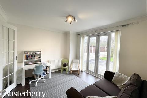 65 Trent Bridge Close, Stoke-on-trent, ST4 8JJ