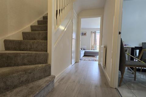 3 bedroom semi-detached house for sale, Pelican view, Coventry CV2