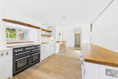 4 bedroom detached house for sale, A Rustic Retreat With Natural Swimming Pool