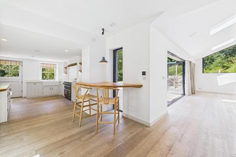 4 bedroom detached house for sale, A Rustic Retreat With Natural Swimming Pool