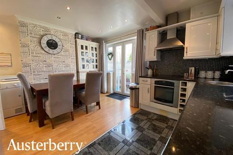 10 Whieldon Crescent, Stoke-on-trent, ST4 4JH