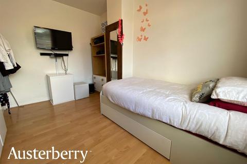 10 Whieldon Crescent, Stoke-on-trent, ST4 4JH