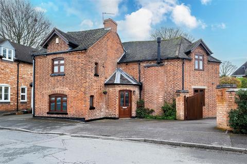 4 bedroom detached house for sale, Greenhough Road, Lichfield