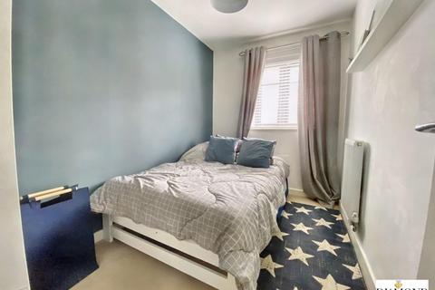 27 Perreyman Square, Tiverton, EX16 6GY