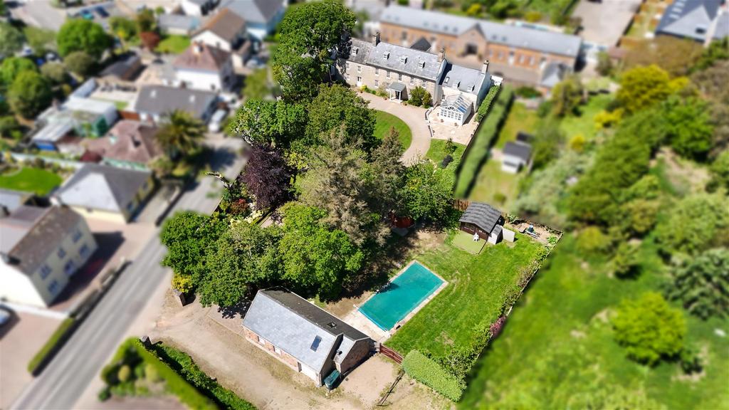 The Oaks Manor 6.jpg