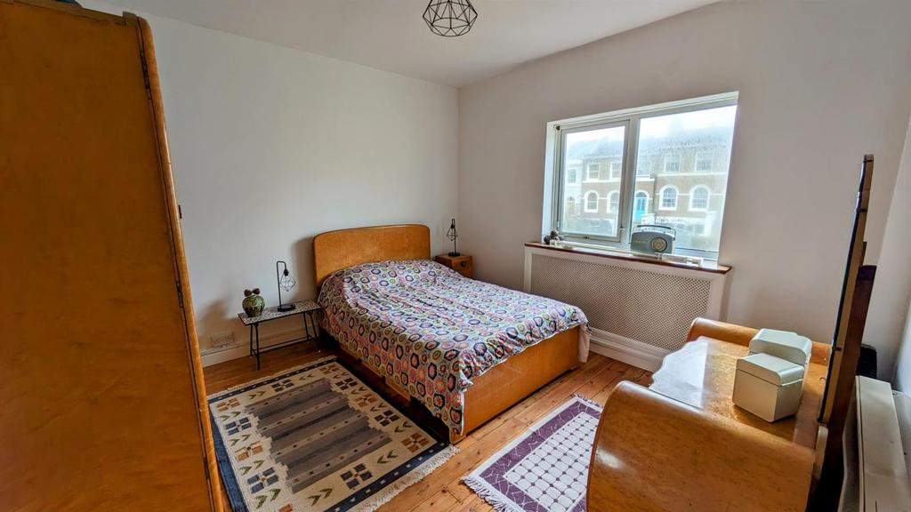 Main bedroom.jpg