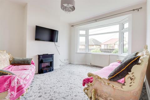 3 bedroom detached bungalow for sale, The Parkway, Canvey Island SS8