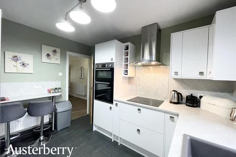 47 James Crescent, Werrington, Stoke-on-trent, ST9 0DZ