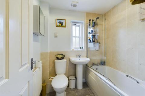 17 Trist Way, Ifield, Crawley, RH11 0LX