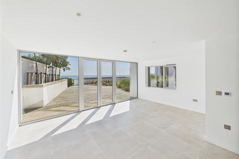 2 bedroom apartment for sale, Ground Floor Apt With Private Beach Access