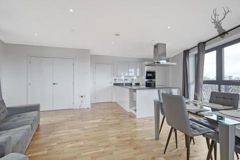 3 bedroom apartment to rent, Leven Road, Poplar Riverside E14