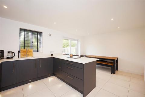8 Abbey Meadows, Dalton-in-furness, LA15 8TH