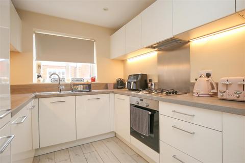 3 bedroom detached house for sale, Isles Quarry Road, Borough Green