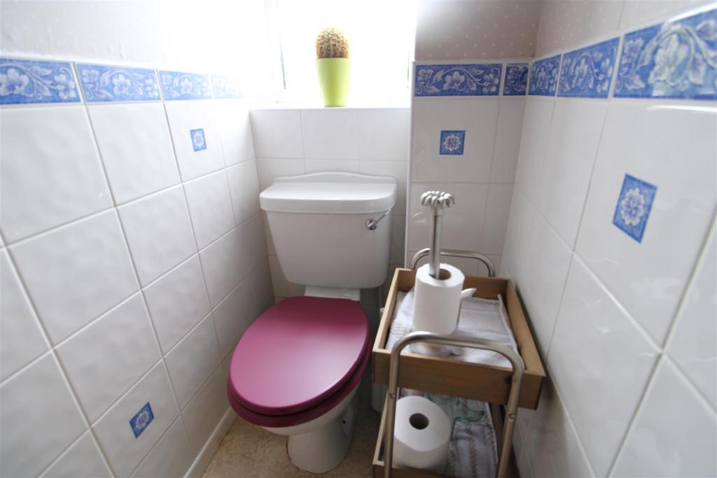 Separate wc