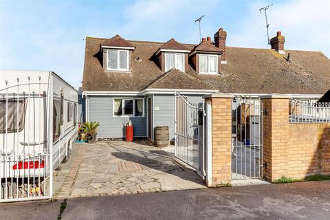 3 bedroom semi-detached house for sale, Dovercliff Road, Canvey Island SS8