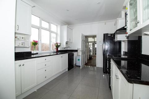 45 Crosby Road, Westcliff-on-sea, SS0 8LF