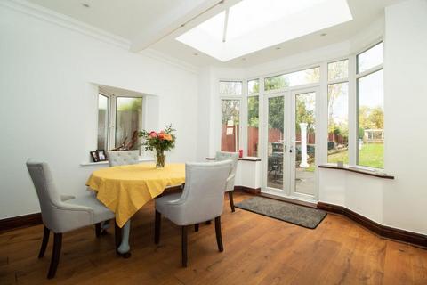 45 Crosby Road, Westcliff-on-sea, SS0 8LF
