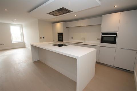 undefined, A Fantastic Ground Floor Duplex Apartment