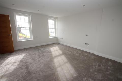undefined, A Fantastic Ground Floor Duplex Apartment