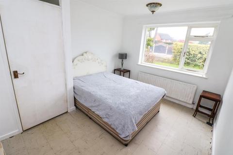 3 bedroom detached bungalow for sale, Ceiriog Close, Chirk, Wrexham