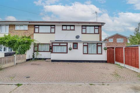 5 bedroom semi-detached house for sale, Andyk Road, Canvey Island SS8
