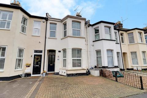 60a West Road, Shoeburyness, Southend-on-sea, SS3 9DP
