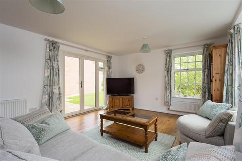 4 bedroom detached house for sale, Field View Close, Ampleforth, York