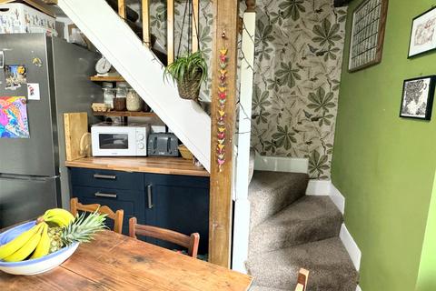 2b Church Road, Lanivet, Bodmin, PL30 5EZ