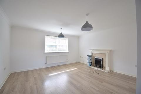 2 bedroom flat for sale, Streamside, Tuffley