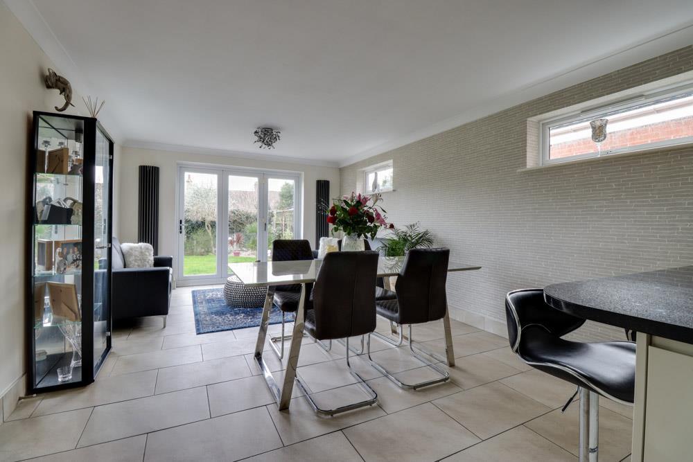 Kitchen Family Room