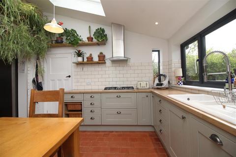 11 Brackley Close, Peterborough, PE3 6LH
