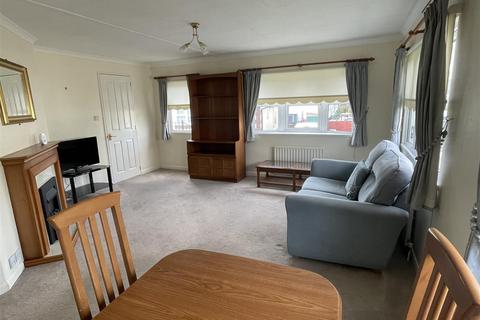 2 bedroom park home for sale, Poplar Court, Cross Hands, Llanelli