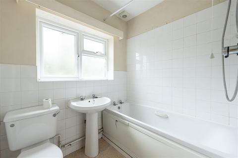 1 Farrs Lane, East Hyde, Luton, LU2 9PY