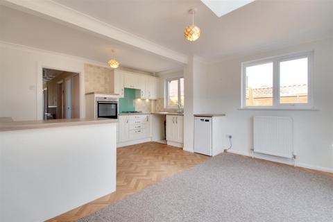 3 bedroom semi-detached bungalow for sale, Windermere Crescent, Worthing