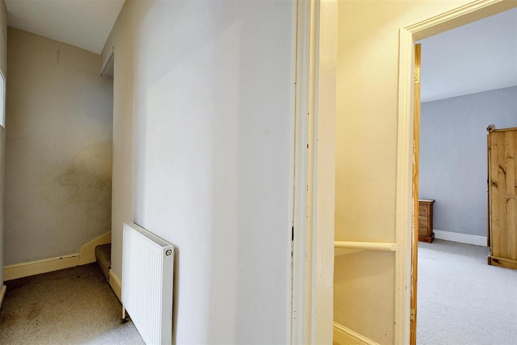 1st Floor Landing 2.jpeg