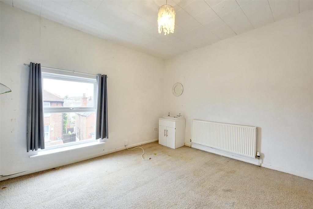 Bedroom 2 2.jpeg