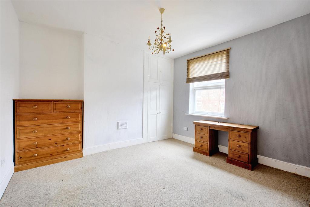 Bedroom 1.jpeg