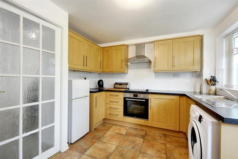 2 bedroom townhouse for sale, Nairn Close, Arnold, Nottingham