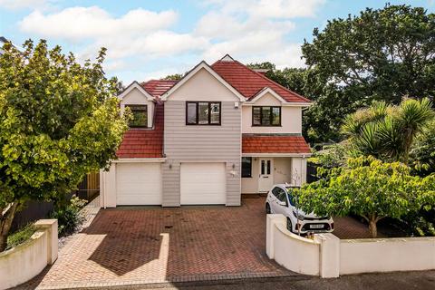 5 bedroom detached house for sale, Pearce Avenue, Poole