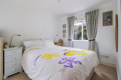 2 bedroom flat for sale, Banks Road, Sandbanks, Poole