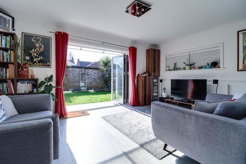 5 Broughton Road, Benfleet, SS7 2HD