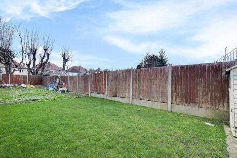 60 West Road, Shoeburyness, Southend-on-sea, SS3 9DP