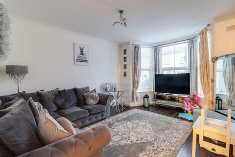 60 West Road, Shoeburyness, Southend-on-sea, SS3 9DP